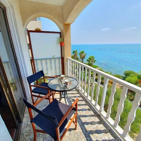 Adonis Sea View *
