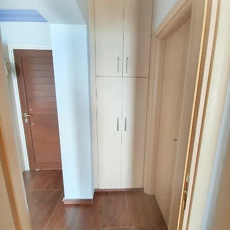 Adonis Sea View Zíji