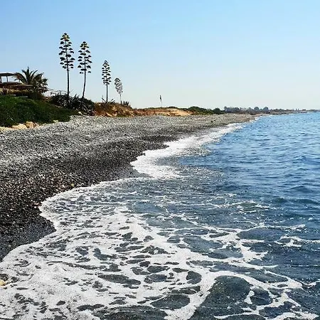 Adonis Sea View Apartment Zygi